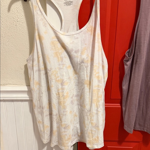 Bundle of Women's Sleeveless Tops - White and Purple - Picture 3 of 7